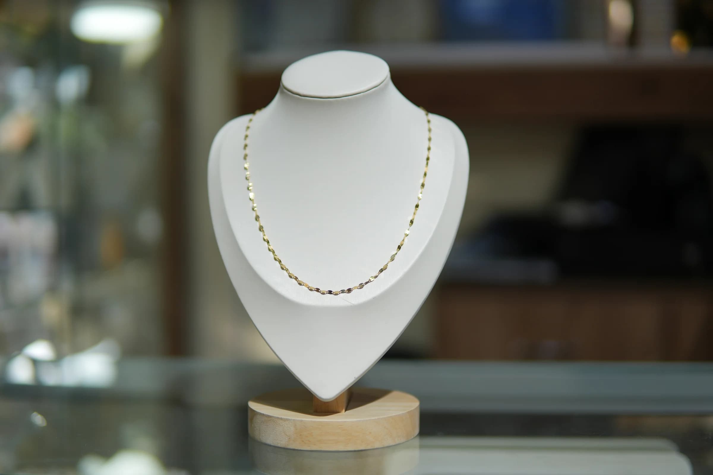 Cadena de eslabón plano luminoso en oro amarillo 18k — vista 5