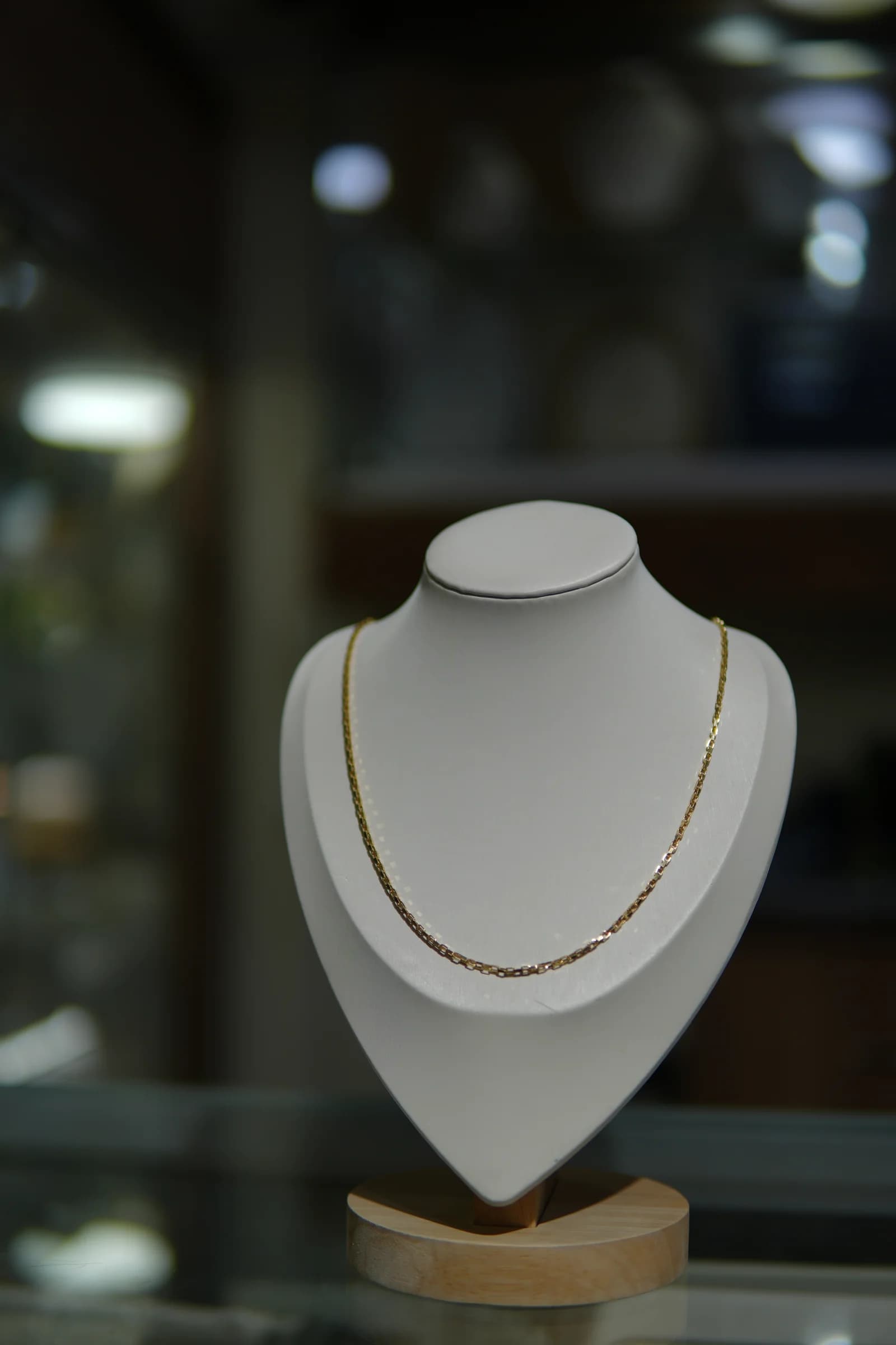 Cadena de brillo segmentado en oro amarillo 18k — vista 2