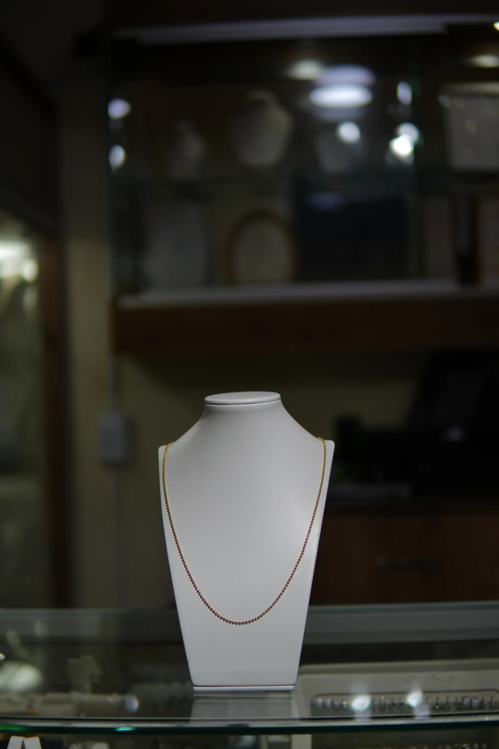 Cadena fina de caída amplia en oro amarillo 18k — vista 5